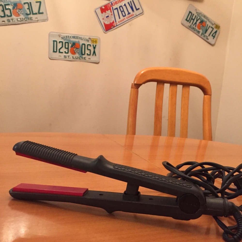 FHI Tourmaline Flat Iron